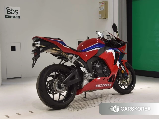 Проданный Honda CBR600RR 2021 из Японии, фото 2