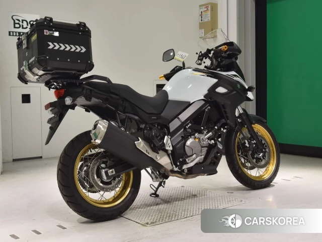 Проданный Suzuki V-STROM 650 XT 2023 из Японии, фото 2