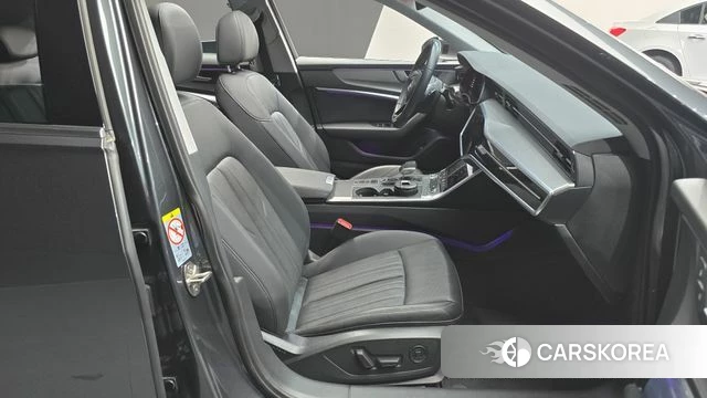 Audi A6 (C8) id 4446103 из Кореи 18