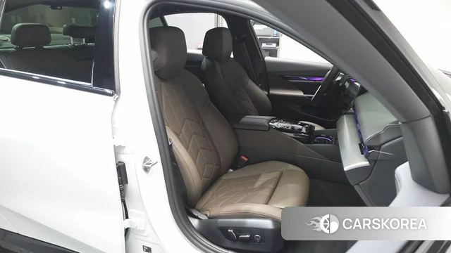 BMW 5 Series (G60) id 4229715 из Кореи 18