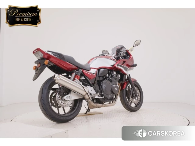 Проданный Honda CB400SF BOLDOR ABS id 4022752 из Японии, фото 2