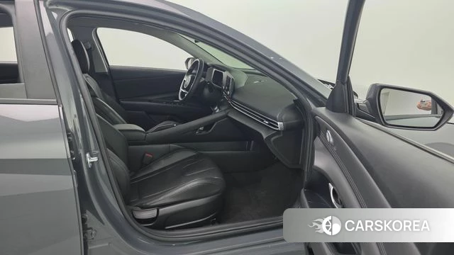 Hyundai The New Avante (CN7) id 4916275 из Кореи 18