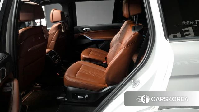BMW X7 (G07) id 4280020 из Кореи 18