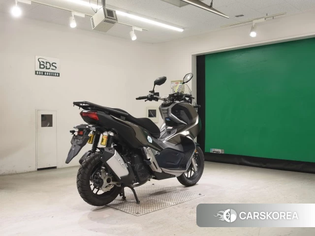 Проданный Honda ADV150 id 4059915 из Японии, фото 2