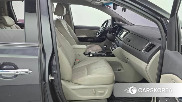 Kia The New Carnival id 4873280 из Кореи 18
