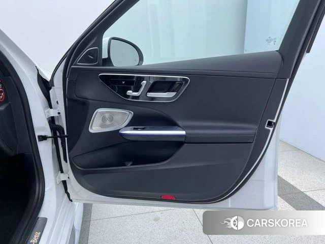 Mercedes-Benz Class C id 4342130 из Китая 18