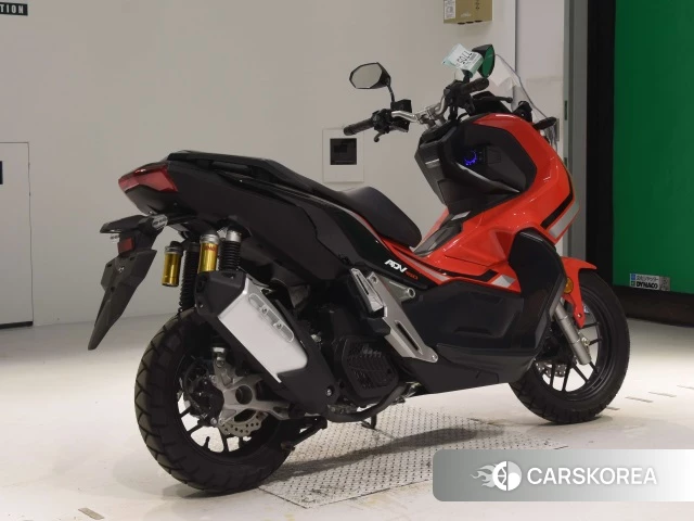 Проданный Honda ADV150 2019 из Японии, фото 2