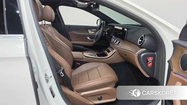 Mercedes-Benz E-Class W213 id 4763410 из Кореи 18