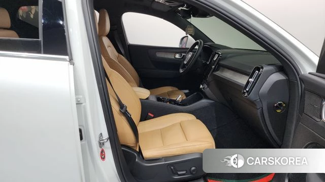 Volvo XC40 id 4338819 из Кореи 18