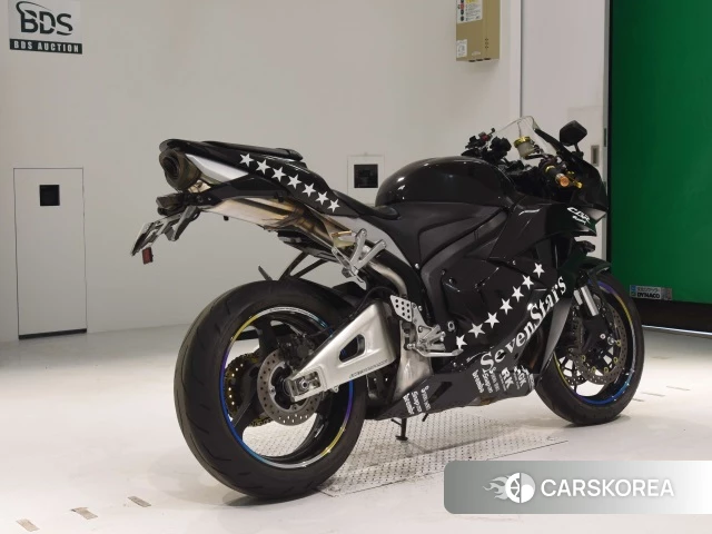 Проданный Honda CBR600RR 2011 из Японии, фото 2