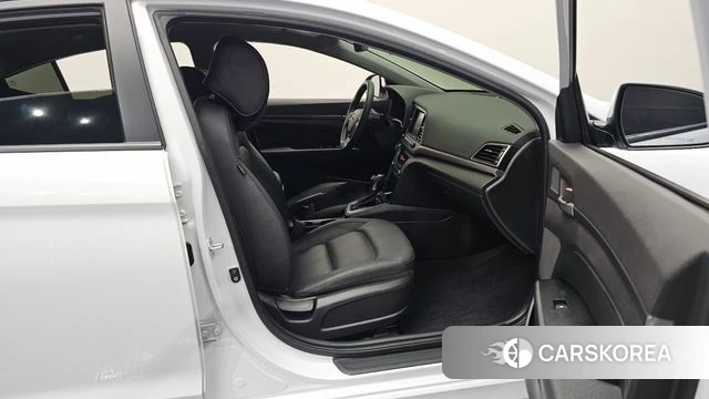 Hyundai Avante AD id 4856496 из Кореи 18