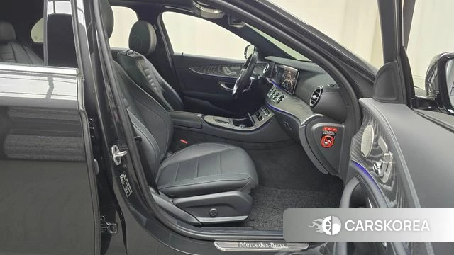 Mercedes-Benz E-Class W213 id 4711953 из Кореи 18