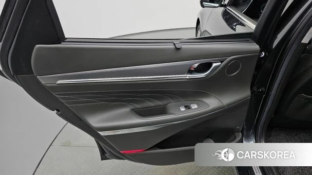 Hyundai The New Grandeur IG Hybrid id 4416000 из Кореи 18