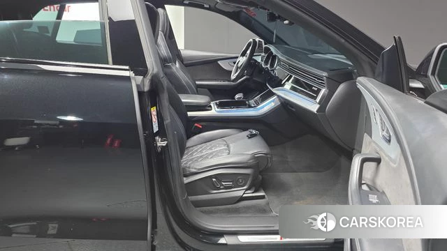 Audi Q8 (4M) id 4534649 из Кореи 18