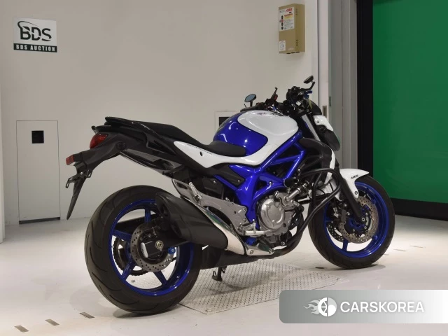 Проданный Suzuki GLADIUS 650 2013 из Японии, фото 2
