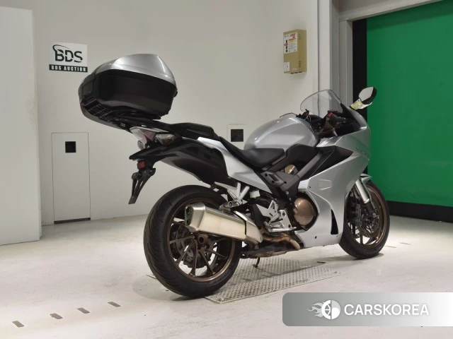Проданный Honda VFR800F 2018 из Японии, фото 2