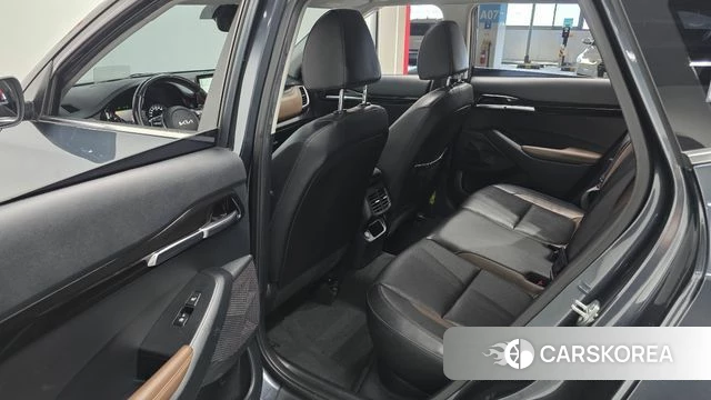 Kia Seltos id 4330496 из Кореи 18