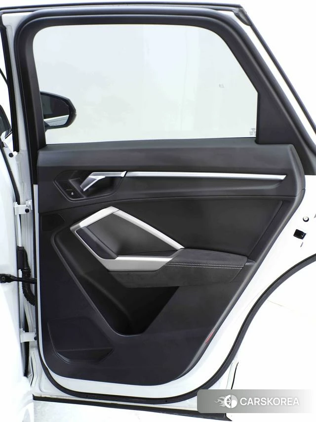 Audi Q3 id 4333636 из Китая 18
