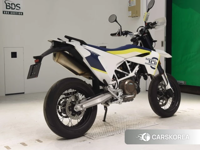 Проданный Husqvarna 701 SUPERMOTO 2019 из Японии, фото 2
