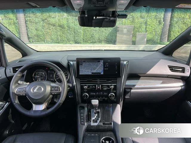 Lexus LM id 4359609 из Китая 18