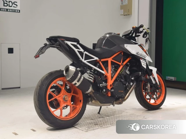Проданный KTM 1290 SUPER DUKE R 2018 из Японии, фото 2