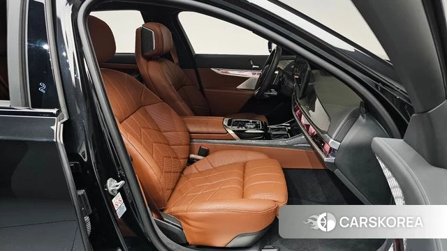 BMW 7 Series (G70) id 4441973 из Кореи 18