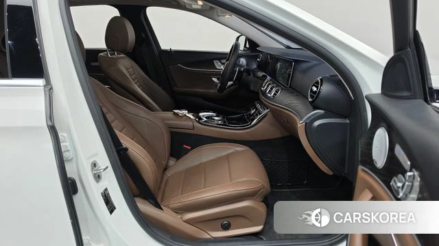 Mercedes-Benz E-Class W213 id 4775849 из Кореи 18