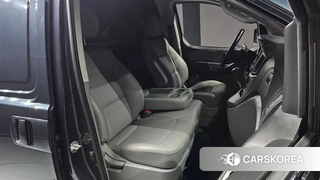 Hyundai The New Grand Starex id 4563208 из Кореи 18