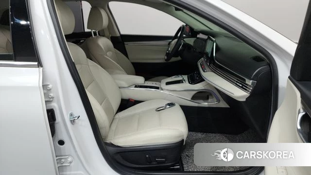 Hyundai The New Grandeur IG id 4330216 из Кореи 18