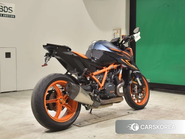 Проданный KTM 1290 SUPER DUKE R 2022 из Японии, фото 2