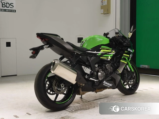 Проданный Kawasaki ZX-6R NINJA ABS 2019 из Японии, фото 2