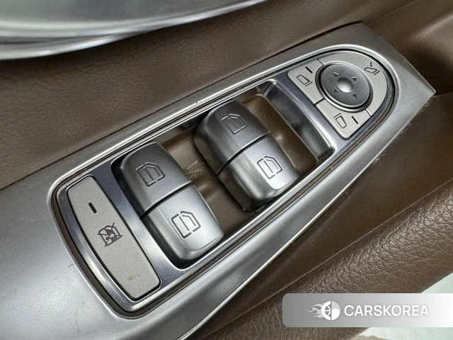 Mercedes-Benz E-class id 4275554 из Китая 18