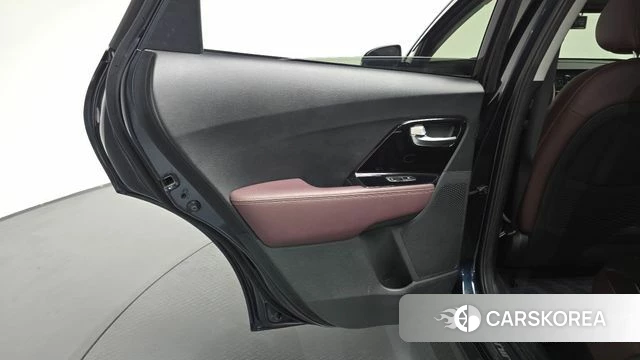 Kia Niro EV id 4303725 из Кореи 18