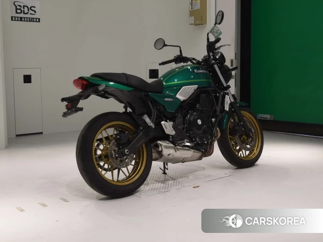 Проданный Kawasaki Z650RS 2023 из Японии, фото 2