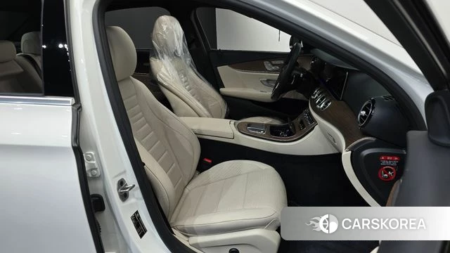 Mercedes-Benz E-Class W213 id 4529530 из Кореи 18
