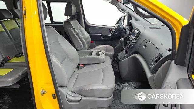 Hyundai The New Grand Starex id 4642761 из Кореи 18