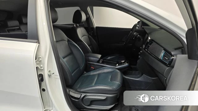 Kia Niro EV id 4501540 из Кореи 18