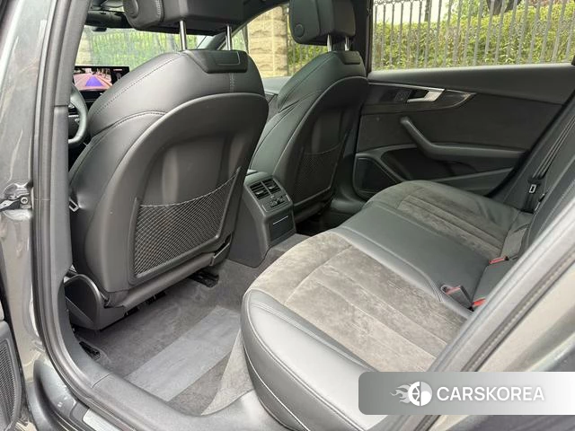 Audi A4L id 4300461 из Китая 18