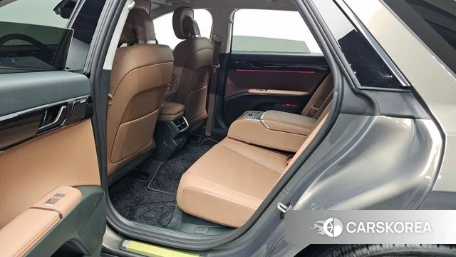 Hyundai Grandeur (GN7) id 4388412 из Кореи 18