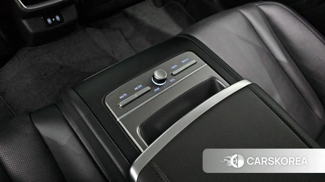 Hyundai Grandeur (GN7) id 4315668 из Кореи 18