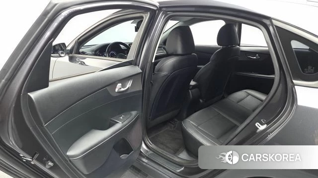 Kia Come New K3 id 4760278 из Кореи 18