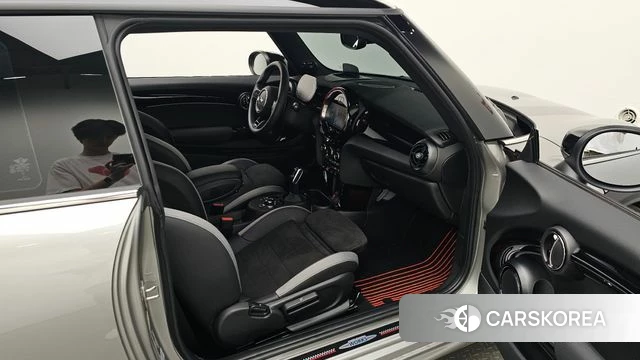 Mini Cooper S id 4602678 из Кореи 18