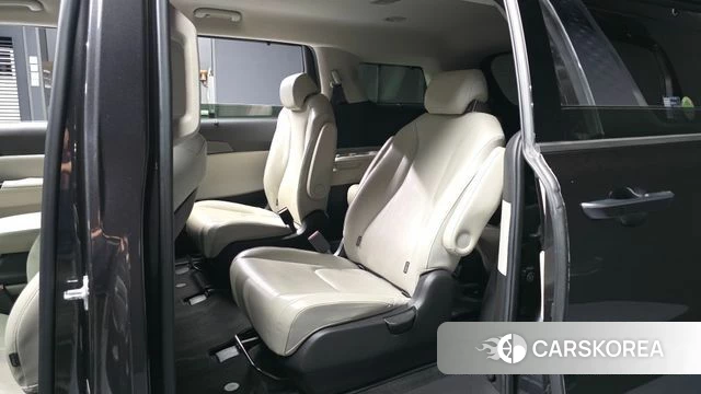 Kia Carnival 4th generation id 4501726 из Кореи 18