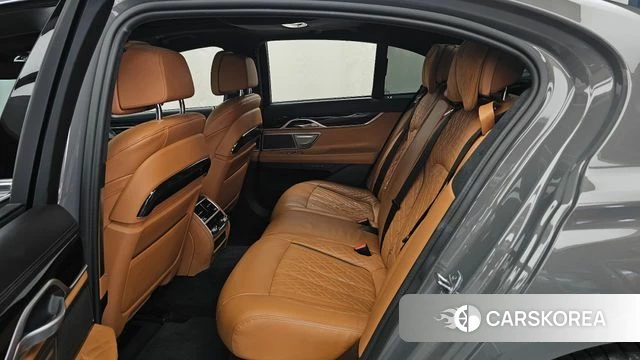 BMW 7 Series (G11) id 4501131 из Кореи 18