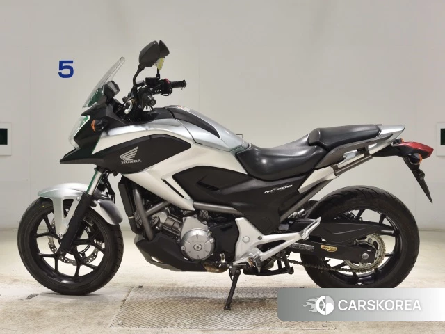 Honda NC700X LD id 4030587 из Японии 18