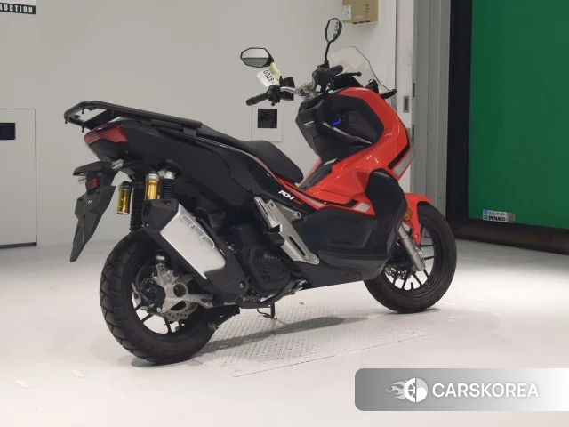 Проданный Honda ADV150 2019 из Японии, фото 2