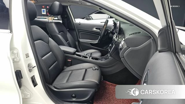Mercedes-Benz GLA-Class X156 id 4496458 из Кореи 18