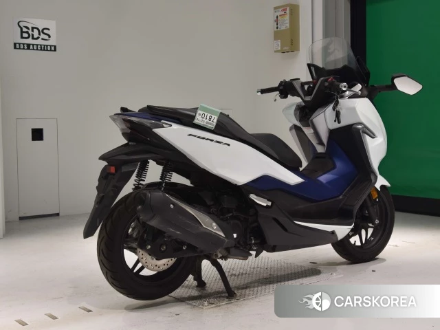 Проданный Honda FORZA 2018 из Японии, фото 2