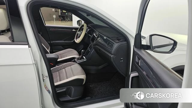 Volkswagen T-Roc id 4855389 из Кореи 18