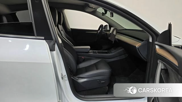 Tesla Model Y id 4432804 из Кореи 18